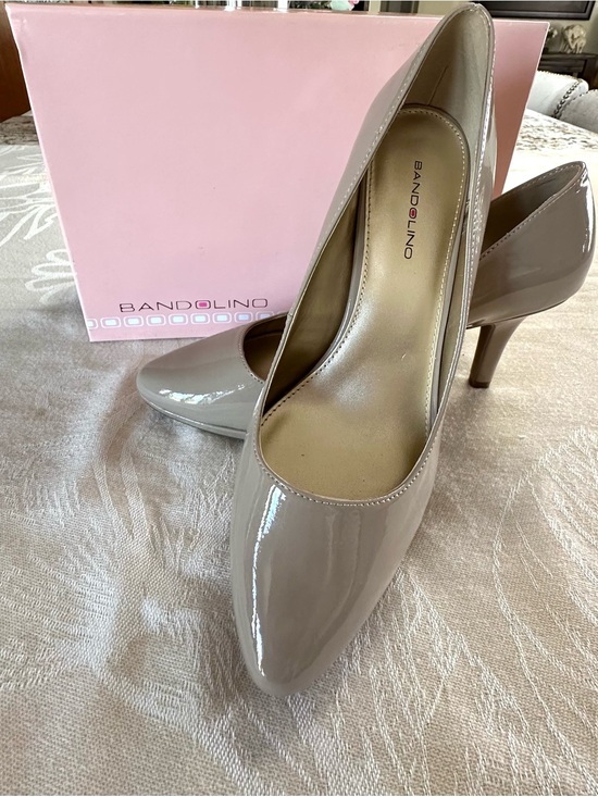 Bandolino Shoes - Bandolino Velta Patent Leather Look Pumps Taupe Nude Heels Size 9.5M NIB